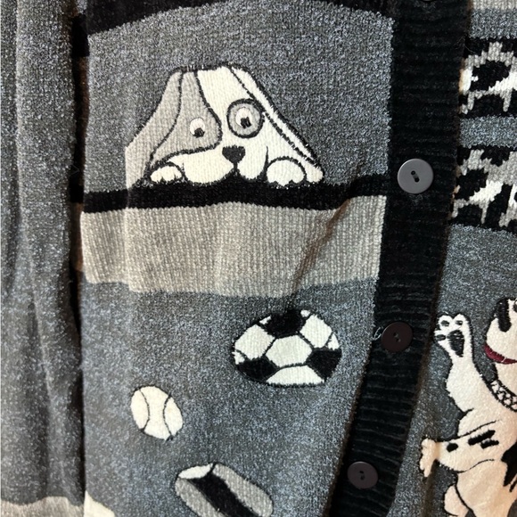 Fredo Vintage Gray and Black Women’s Sweater with Dog Design - Picture 3 of 11